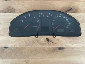 Километража Audi А6 ( 1998-2001 год.) -нова