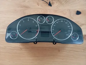 Километража Audi  A6  2.4 benzin ( 1998-2004 год.)  